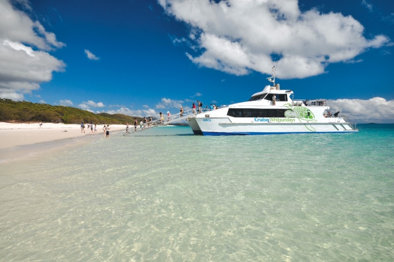 airlie beach tours to whitehaven