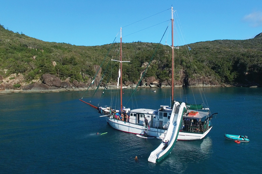 private yacht hire whitsundays