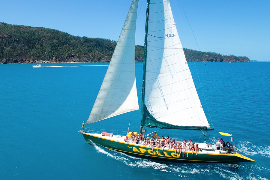 whitsunday cruises charter