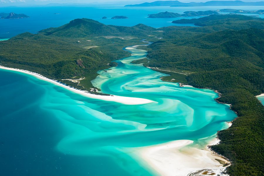 hero image for Great Barrier Reef 1hour Scenic Flight