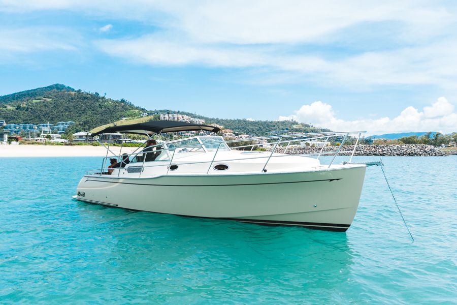 catamaran sailing whitsundays