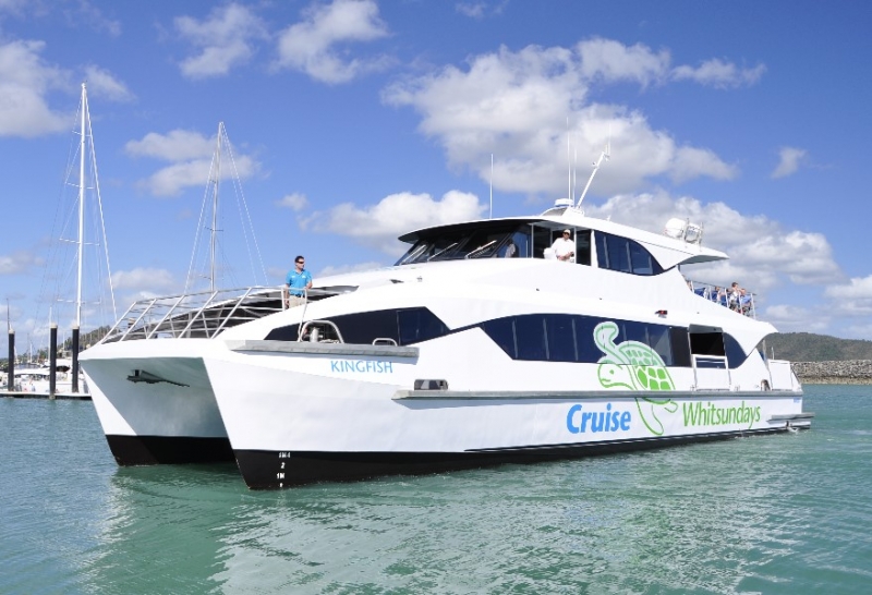 whitehaven tour hamilton island