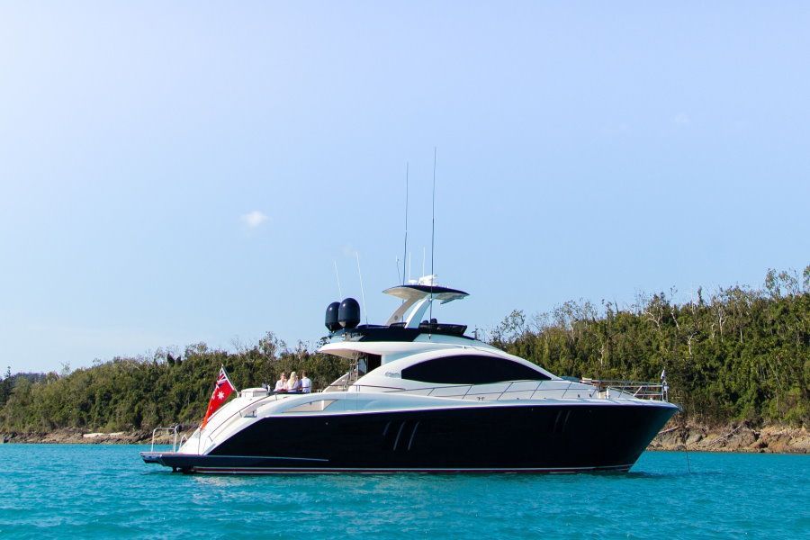 luxury yacht day charter