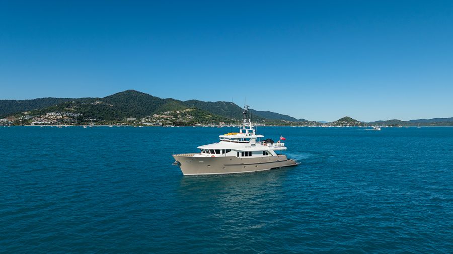 nisi yacht whitsundays