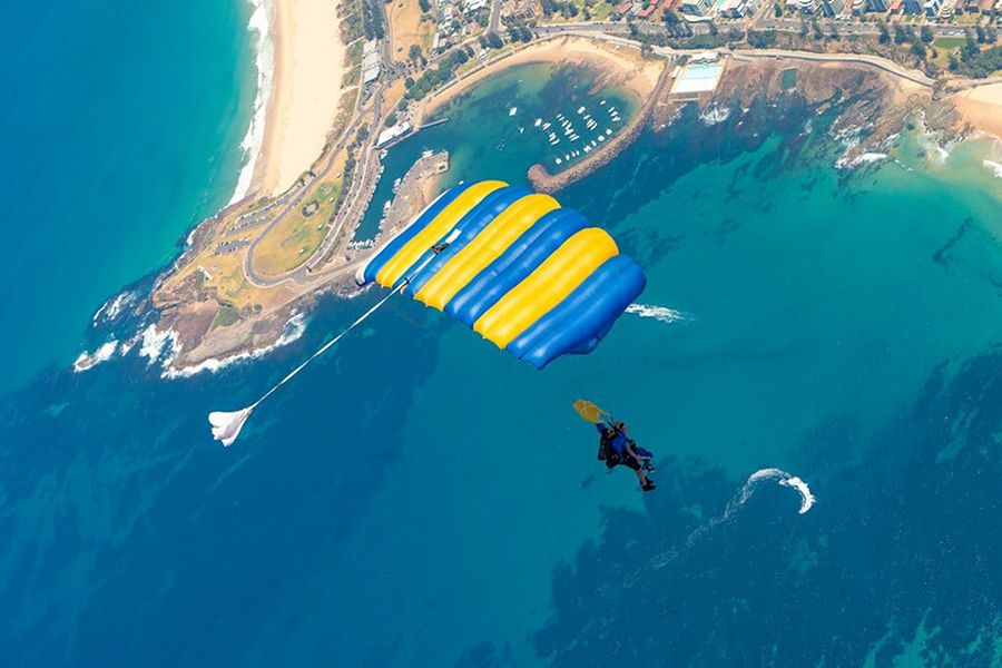 Skydive Wollongong Hero Image | East Coast Tours Australia