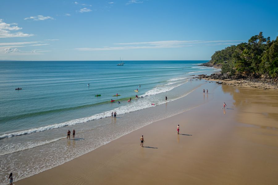Noosa 2 Hour Surf Lesson Hero Image | East Coast Tours Australia