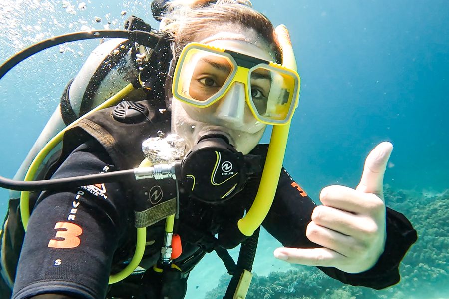 Tangalooma Scuba Diving Package Hero Image | East Coast Tours Australia