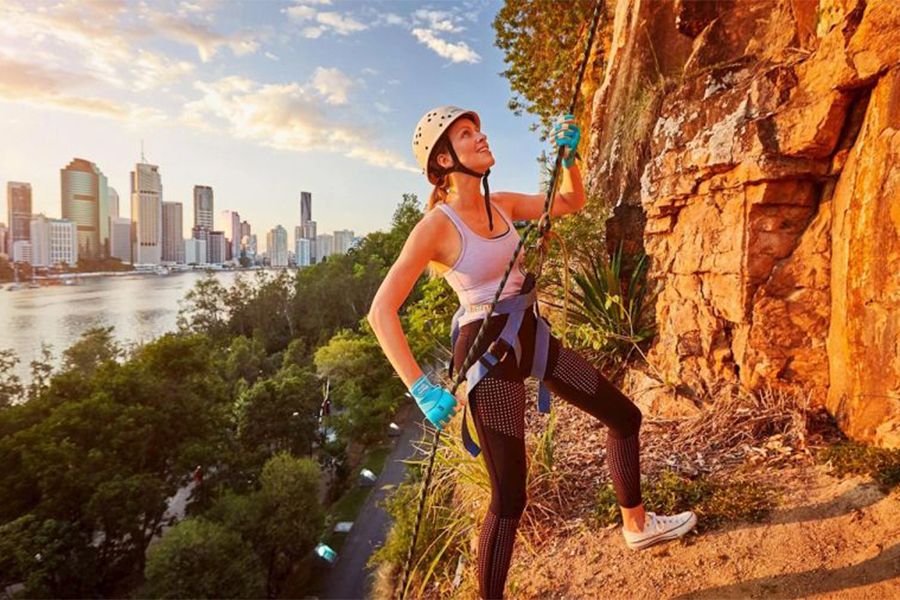 Brisbane Riverside Rock Climbing Hero Image | East Coast Tours Australia