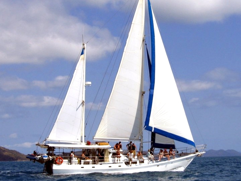 Sailing Whitsundays Hero Image For <p>Kiana Sailing Trip Whitsundays</p>

