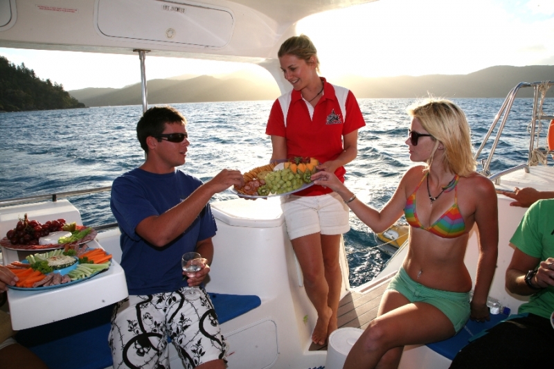 Sailing Whitsundays Hero Image For Whitsunday Island Packages