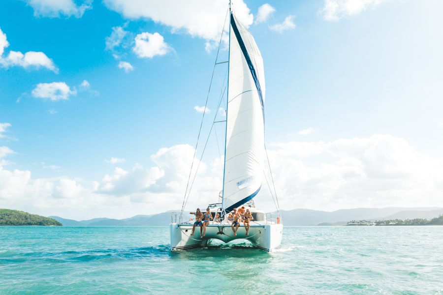 whitsunday yacht club airlie beach