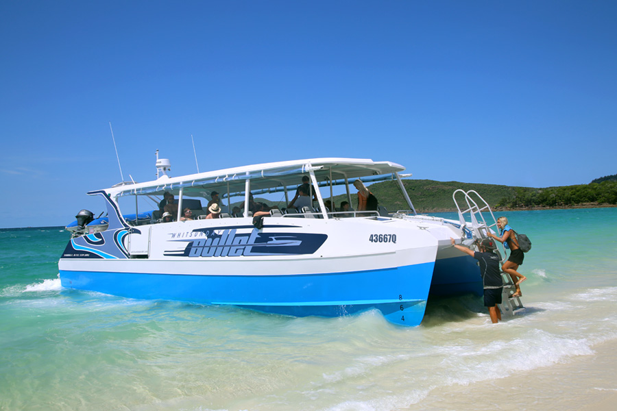 Sailing Whitsundays Hero Image For Whitsunday Bullet Day Trip