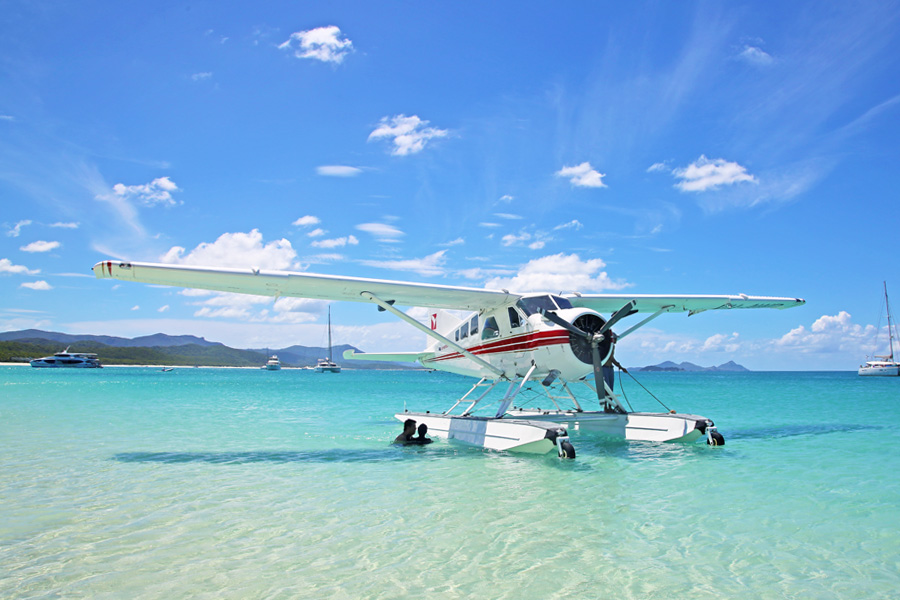 Sailing Whitsundays Hero Image For Flying into the Whitsundays