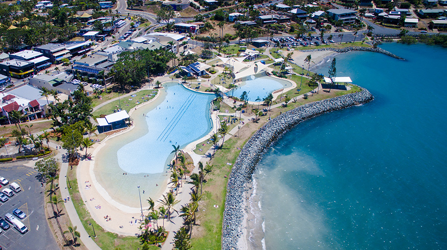 whitsunday yacht club airlie beach