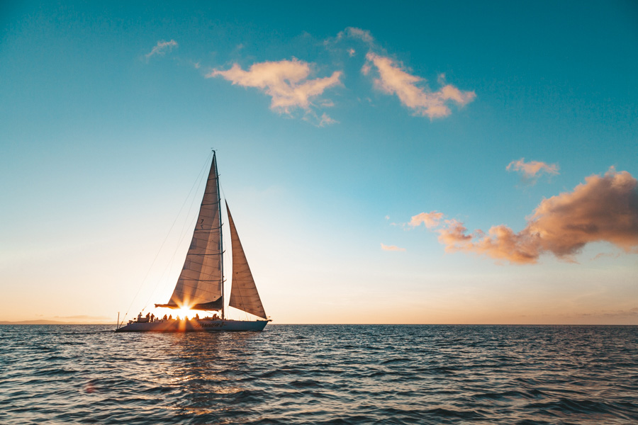 Hammer sailing sunset