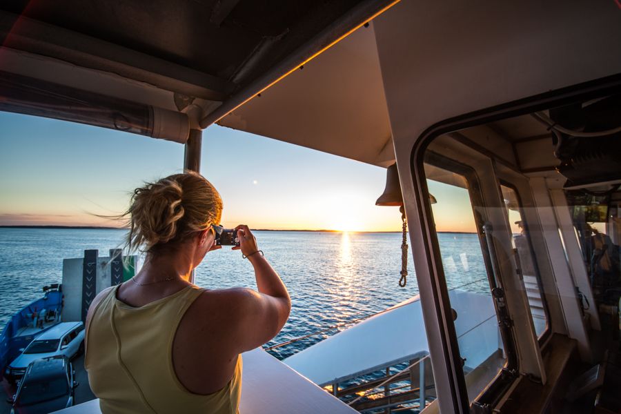 Sailing Whitsundays Hero Image For <p>How long does it take to get to Fraser Island by Ferry?</p>
