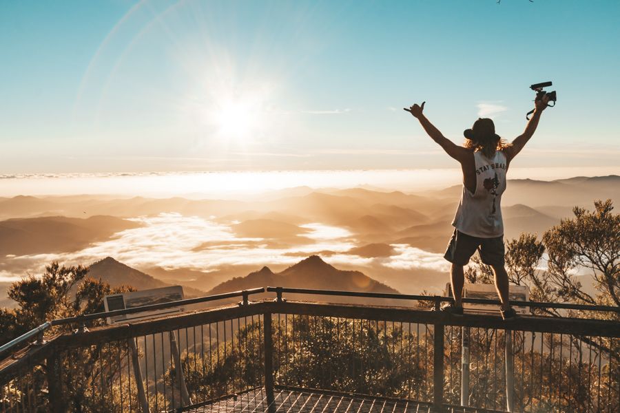 Solo travel perks, Mount Warning