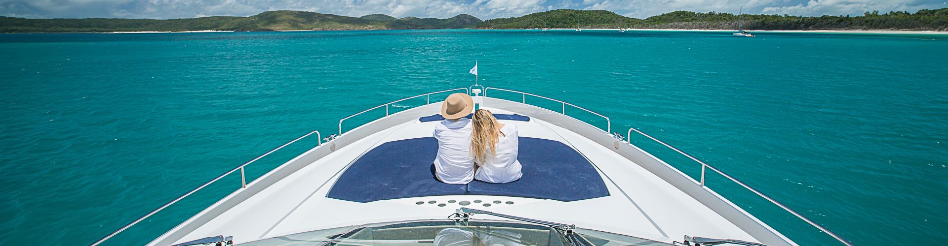 Whitsundays Luxury & Superyacht Overnight Charters - Sailing Whitsunday Image