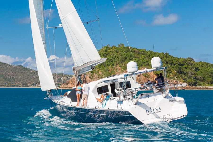 Boats that have air conditioning in the Whitsundays 