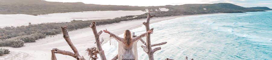 Fraser island package, hands in the air Indian head