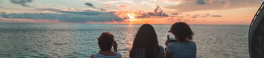 Sunset from the Reefworld Pontoon at Hardy Reef