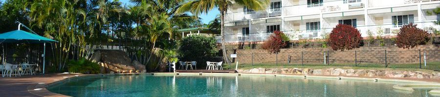 kgari beach resort pool and apartments