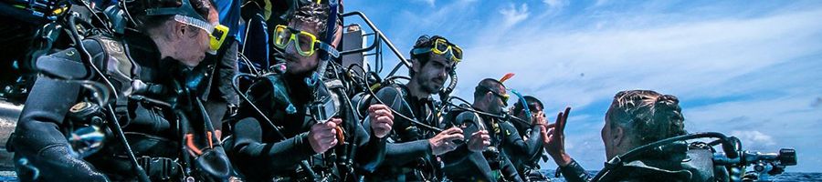 Intro scuba divers 