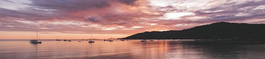 sunrise airlie beach