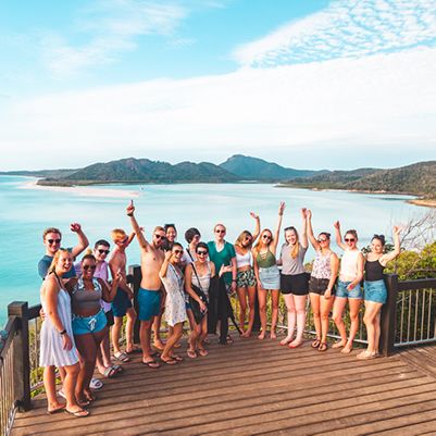 Group of traveller at Hill Inlet Lookout, Whitsundays