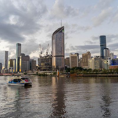 Brisbane skyscrapers next to the river