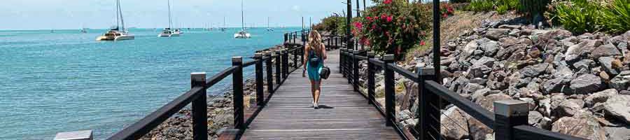 A waterfront boardwalk in Airlie Beach