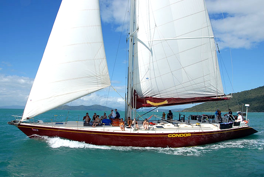 maxi yacht whitsunday